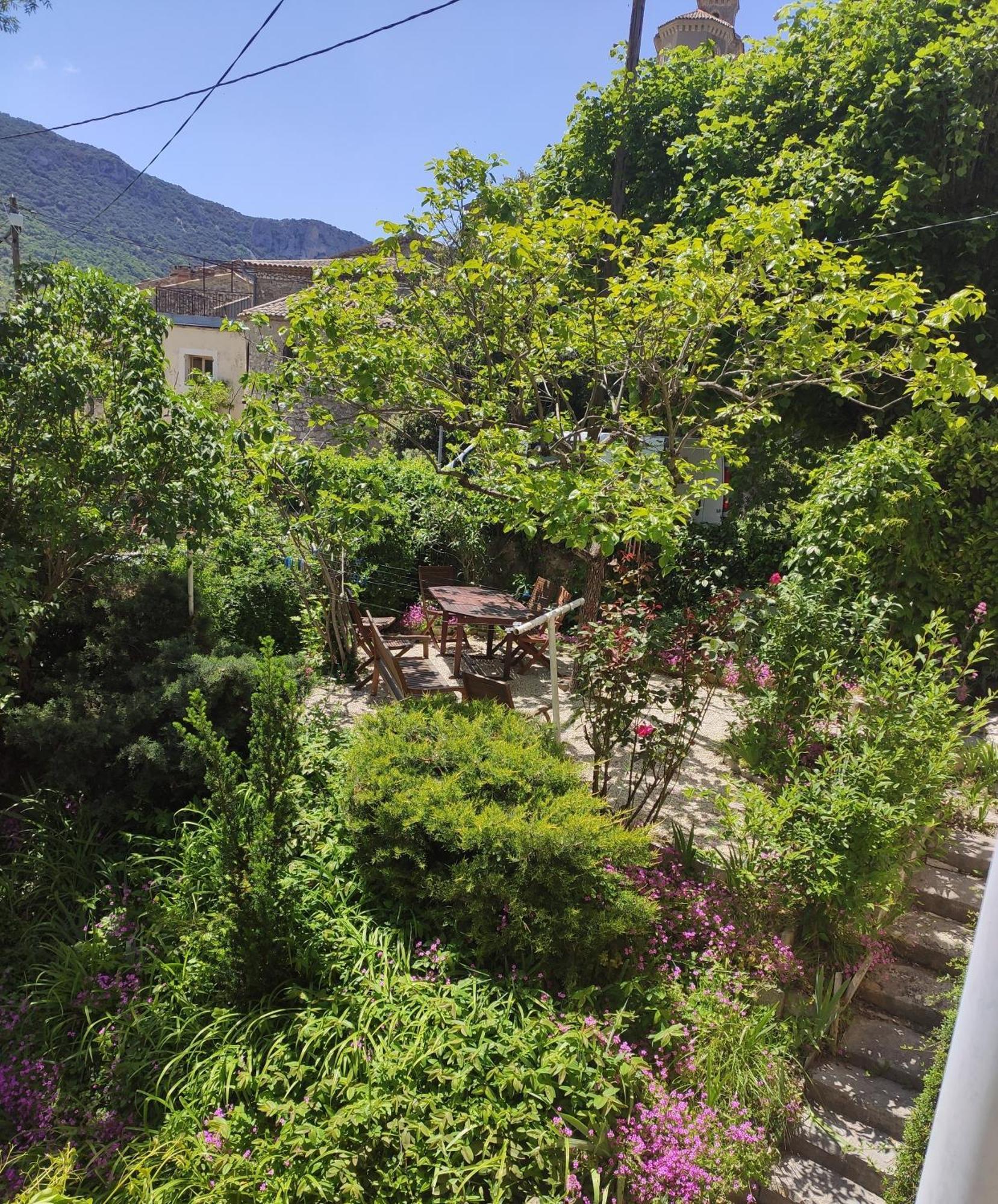 La Clairiere Villa Pierrelongue Luaran gambar