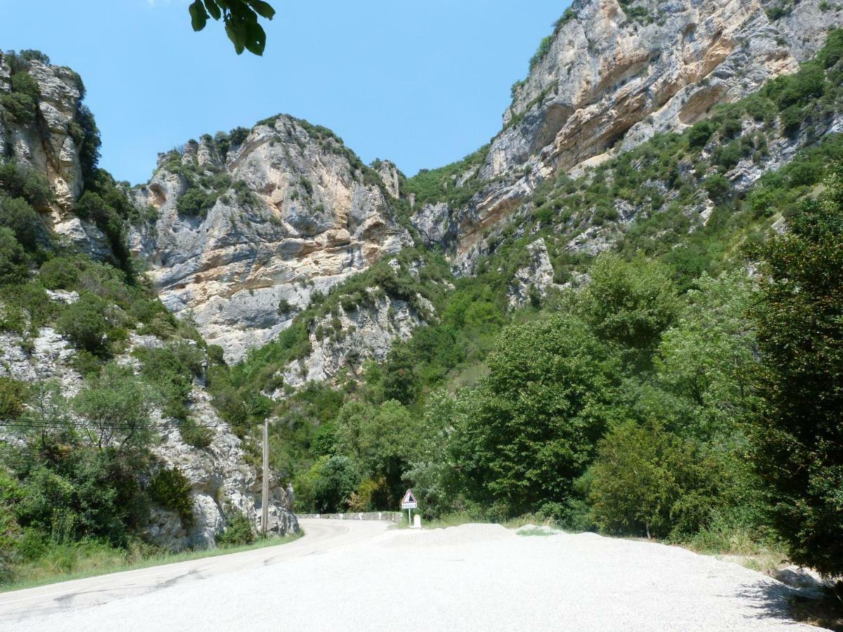 La Clairiere Villa Pierrelongue Luaran gambar